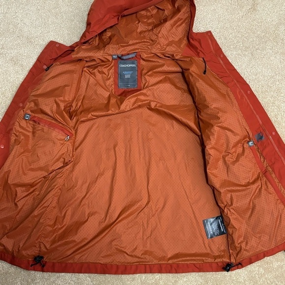 Craghoppers Treviso Men's Orange Breathable Lightweight Packable Hiking Jacket - Picture 6 of 8